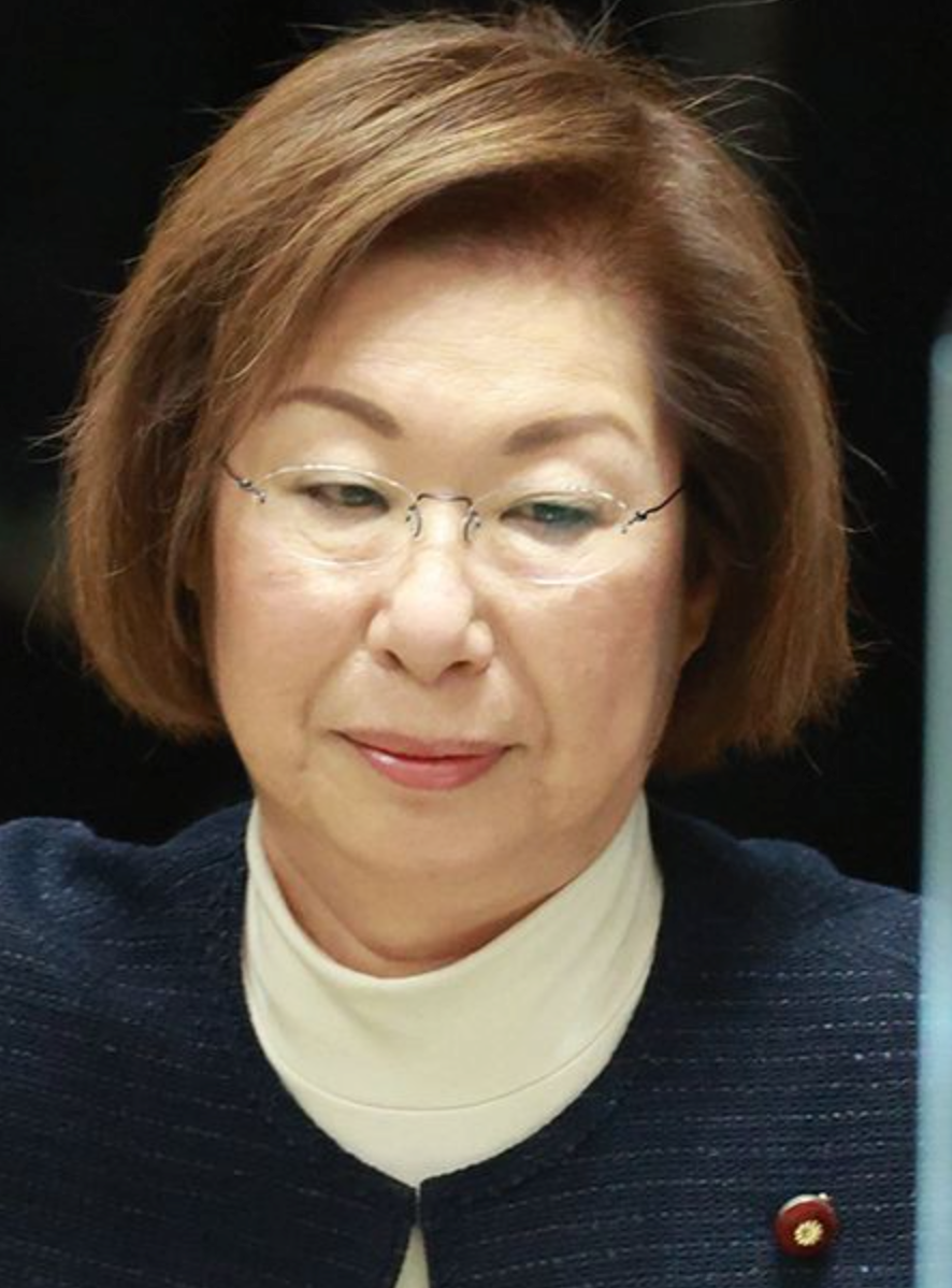 永岡桂子.png